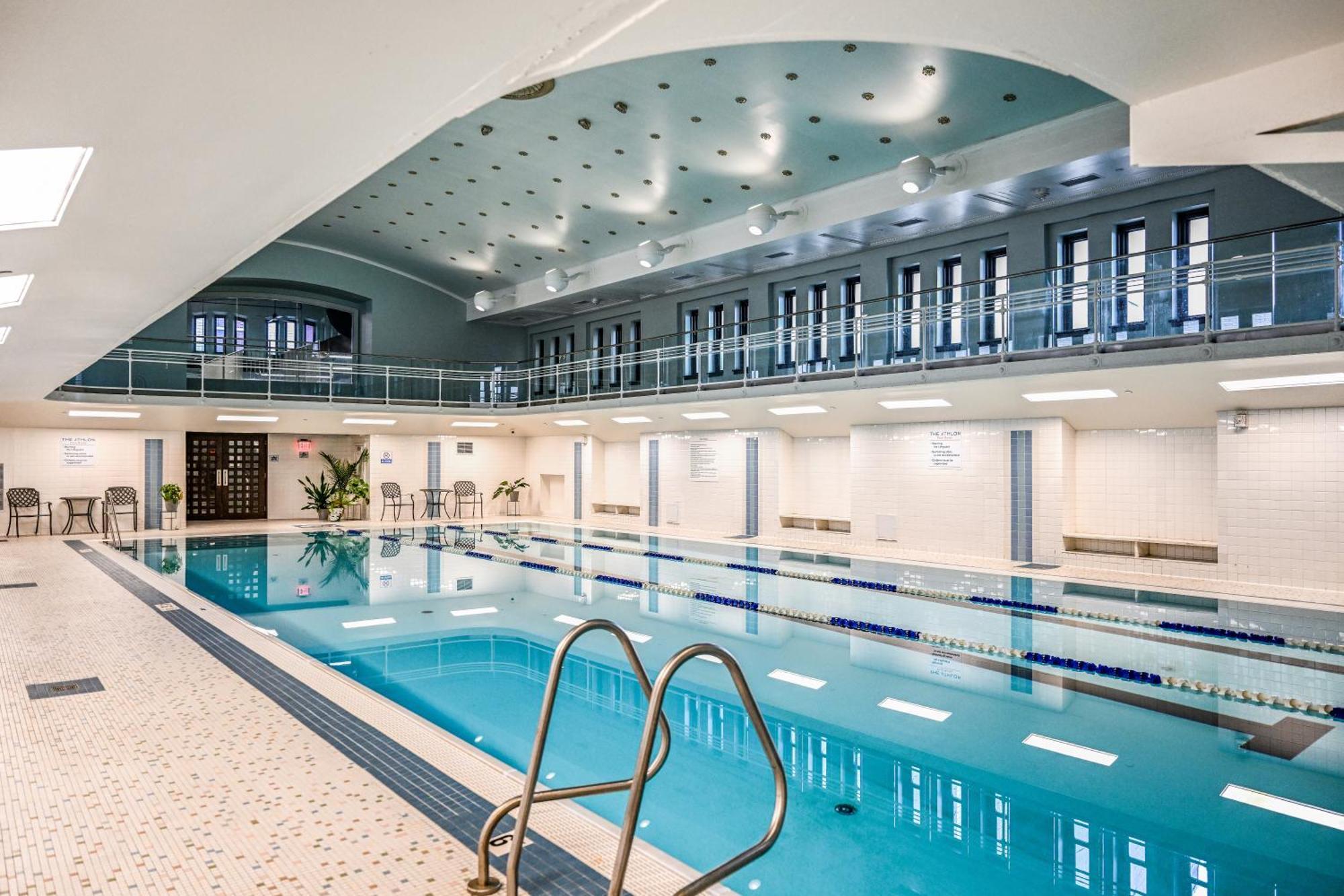 Heart Of Dt With Free Pool & Steam Plus Gym Luxe 812 Клівленд Екстер'єр фото