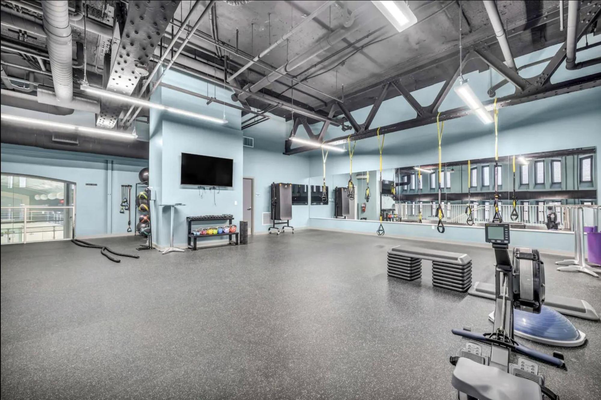 Heart Of Dt With Free Pool & Steam Plus Gym Luxe 812 Клівленд Екстер'єр фото