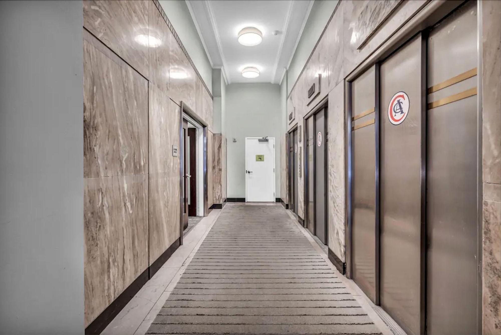 Heart Of Dt With Free Pool & Steam Plus Gym Luxe 812 Клівленд Екстер'єр фото